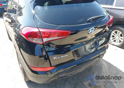 2018 Hyundai Tucson Value z USA, uszkodzony, nr VIN KM8J33A25JU684787